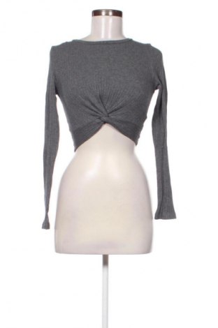 Дамска блуза SHEIN, Размер XS, Цвят Сив, Цена 19,00 лв.