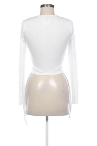 Дамска блуза SHEIN, Размер S, Цвят Бял, Цена 19,00 лв.