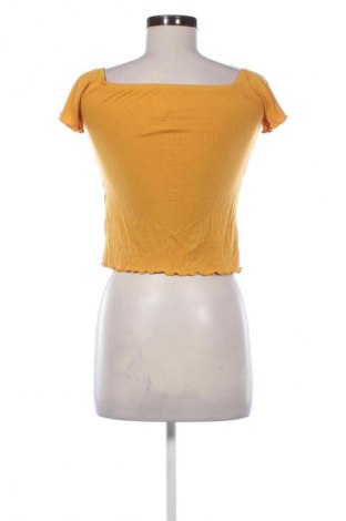Γυναικεία μπλούζα Stradivarius, Μέγεθος M, Χρώμα Κίτρινο, Τιμή 9,72 €