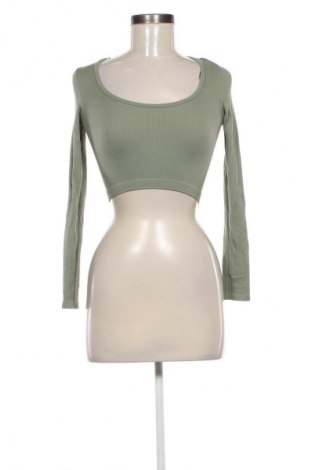 Dámská halenka Stradivarius, Velikost S, Barva Zelená, Cena  149,00 Kč