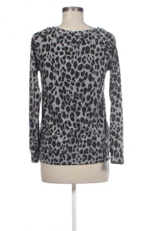 Дамска блуза Unbranded, Размер S, Цвят Многоцветен, Цена 31,99 лв.