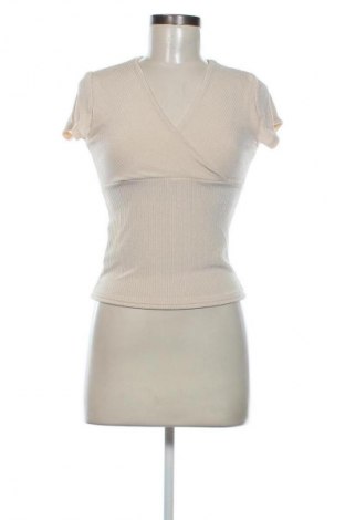 Дамска блуза Unbranded, Размер S, Цвят Екрю, Цена 19,00 лв.