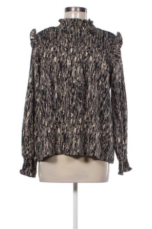 Damen Shirt Unika, Größe M, Farbe Mehrfarbig, Preis 9,72 €