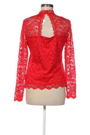 Дамска блуза Vero Moda, Размер L, Цвят Червен, Цена 8,99 лв.