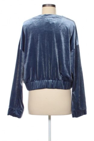 Дамска блуза Weekday, Размер S, Цвят Син, Цена 20,00 лв.