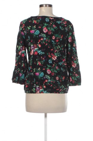 Γυναικεία μπλούζα Yessica, Μέγεθος M, Χρώμα Πολύχρωμο, Τιμή 10,00 €