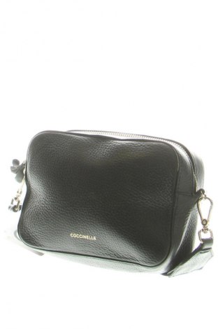 Дамска чанта Coccinelle, Цвят Черен, Цена 294,99 лв.