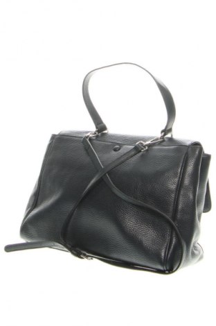 Дамска чанта Coccinelle, Цвят Син, Цена 470,06 лв.