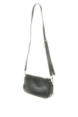 Dámska kabelka  Guess, Farba Čierna, Cena  114,95 €