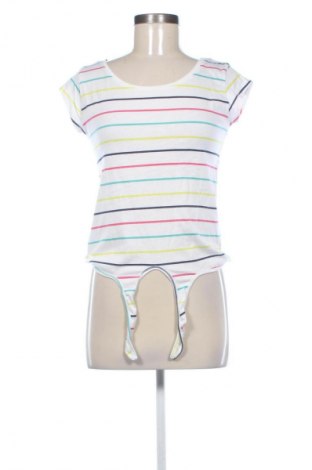 Γυναικείο t-shirt Bershka, Μέγεθος M, Χρώμα Πολύχρωμο, Τιμή 5,00 €