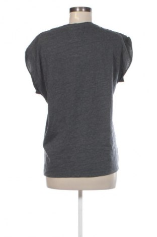 Γυναικείο t-shirt Cn, Μέγεθος XL, Χρώμα Πολύχρωμο, Τιμή 9,00 €