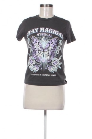Damen T-Shirt Sinsay, Größe XS, Farbe Mehrfarbig, Preis € 16,51