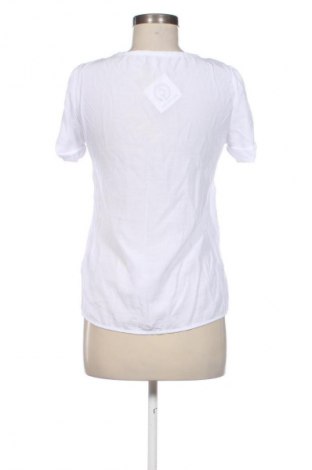 Damen T-Shirt Stradivarius, Größe S, Farbe Weiß, Preis 8,77 €