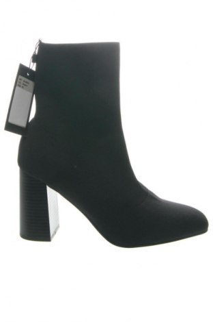 Dámské boty  Bianco, Velikost 40, Barva Černá, Cena  3 349,00 Kč