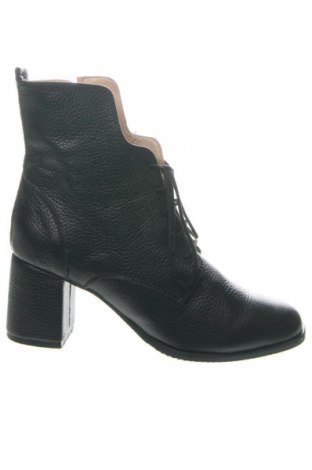 Dámské poltopánky Dasha, Veľkosť 37, Farba Čierna, Cena  72,97 €