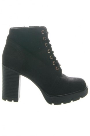 Dámské boty  Graceland, Velikost 37, Barva Černá, Cena  854,00 Kč