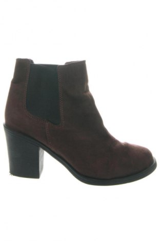 Γυναικεία μποτάκια H&M, Μέγεθος 37, Χρώμα Καφέ, Τιμή 32,23 €