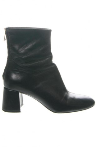 Damskie botki H&M, Rozmiar 36, Kolor Czarny, Cena 150,18 zł