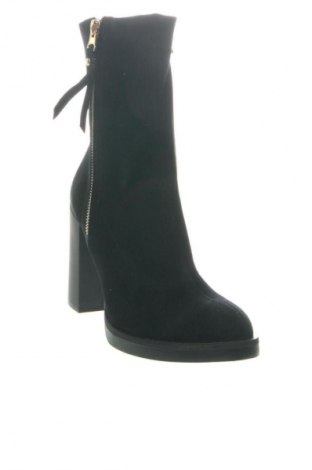 Dámské boty  Kazar, Velikost 36, Barva Černá, Cena  4 199,00 Kč