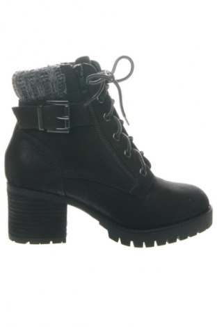 Női bokacsizma Mia, Méret 39, Szín Fekete, Ár 35 839 Ft