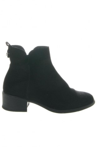 Dámské poltopánky Rylko, Veľkosť 37, Farba Čierna, Cena  110,48 €