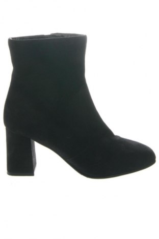 Dámské poltopánky Tamaris, Veľkosť 41, Farba Čierna, Cena  103,99 €