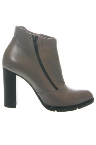 Dámské boty  Unbranded, Velikost 38, Barva Šedá, Cena  2 093,00 Kč