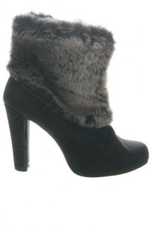 Dámské boty  Tamaris, Velikost 39, Barva Vícebarevné, Cena  1 879,00 Kč