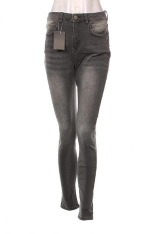 Дамски дънки & ET, Размер S, Цвят Сив, Цена 93,99 лв.