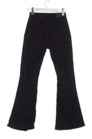 Γυναικείο Τζίν Bershka, Μέγεθος XS, Χρώμα Μαύρο, Τιμή 15,00 €