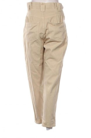 Damskie jeansy Bershka, Rozmiar S, Kolor Beżowy, Cena 66,39 zł