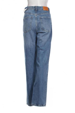 Dámské džíny  Bershka, Velikost M, Barva Modrá, Cena  699,00 Kč