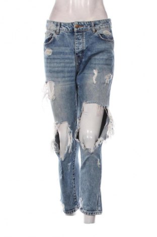Γυναικείο Τζίν Bershka, Μέγεθος M, Χρώμα Μπλέ, Τιμή 14,77 €