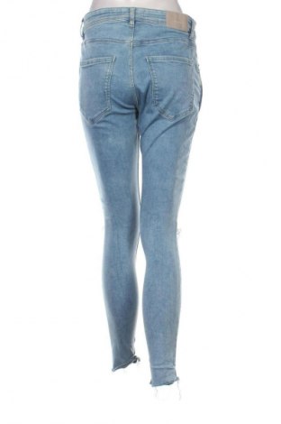 Dámské džíny  Bershka, Velikost L, Barva Modrá, Cena  366,00 Kč