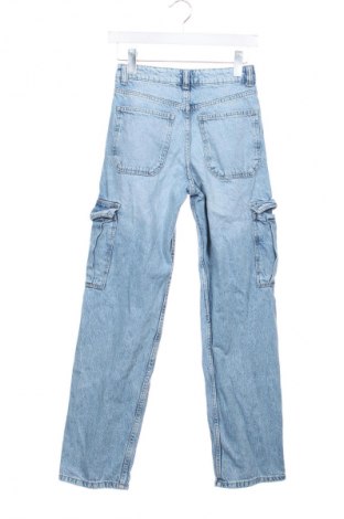 Dámske džínsy  Bershka, Veľkosť XS, Farba Modrá, Cena  14,83 €