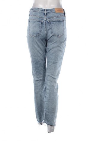 Dámske džínsy  Calvin Klein, Veľkosť S, Farba Modrá, Cena  45,52 €