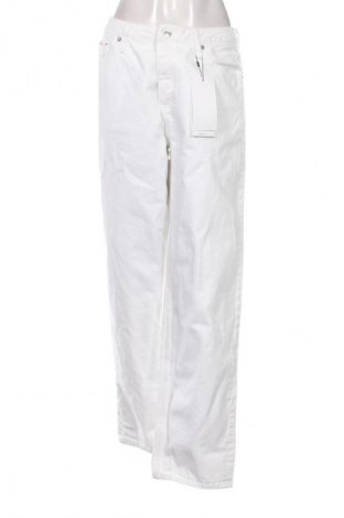 Női farmernadrág Calvin Klein Jeans, Méret M, Szín Fehér, Ár 40 179 Ft