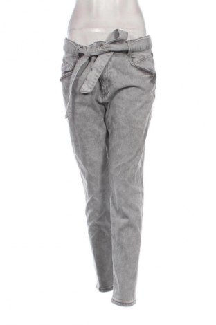 Дамски дънки Camaieu, Размер L, Цвят Сив, Цена 14,99 лв.