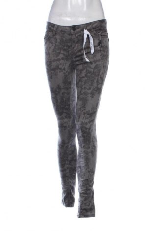 Blugi de femei Denim 1982, Mărime M, Culoare Multicolor, Preț 46,99 Lei