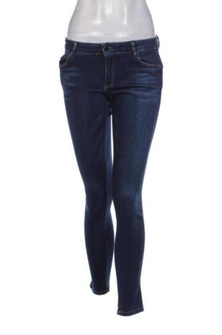 Damen Jeans Guess, Größe M, Farbe Blau, Preis 38,29 €