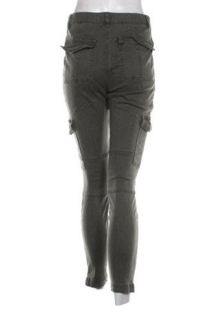 Damen Jeans H&M, Größe M, Farbe Grün, Preis 9,99 €