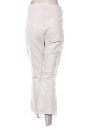 Дамски дънки H&M, Размер XL, Цвят Бял, Цена 29,33 лв.