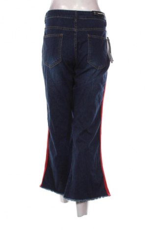 Дамски дънки Momokrom, Размер XL, Цвят Син, Цена 45,98 лв.