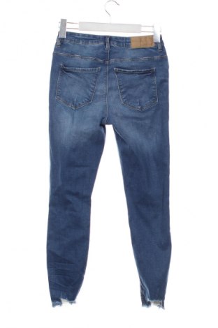 Дамски дънки Noisy May, Размер S, Цвят Син, Цена 41,99 лв.