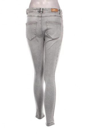 Damskie jeansy ONLY, Rozmiar M, Kolor Szary, Cena 49,99 zł