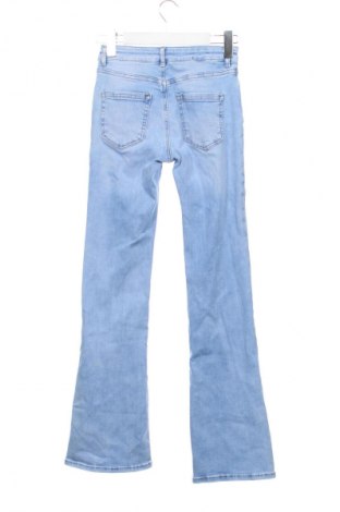 Дамски дънки ONLY, Размер XXS, Цвят Син, Цена 77,99 лв.