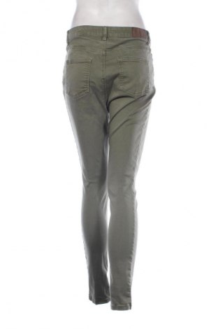 Damen Jeans Primark, Größe M, Farbe Grün, Preis 14,77 €