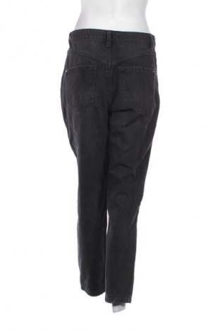 Damskie jeansy Reserved, Rozmiar M, Kolor Czarny, Cena 66,67 zł