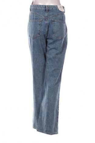 Damskie jeansy Reserved, Rozmiar M, Kolor Niebieski, Cena 107,86 zł