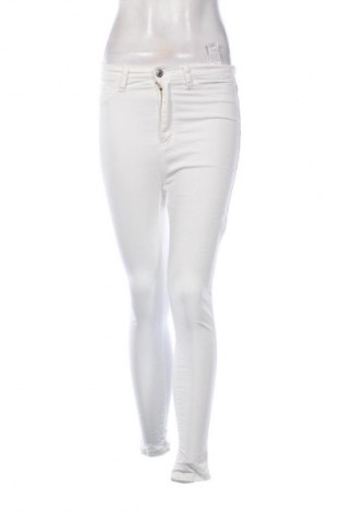 Blugi de femei SHEIN, Mărime S, Culoare Alb, Preț 76,32 Lei